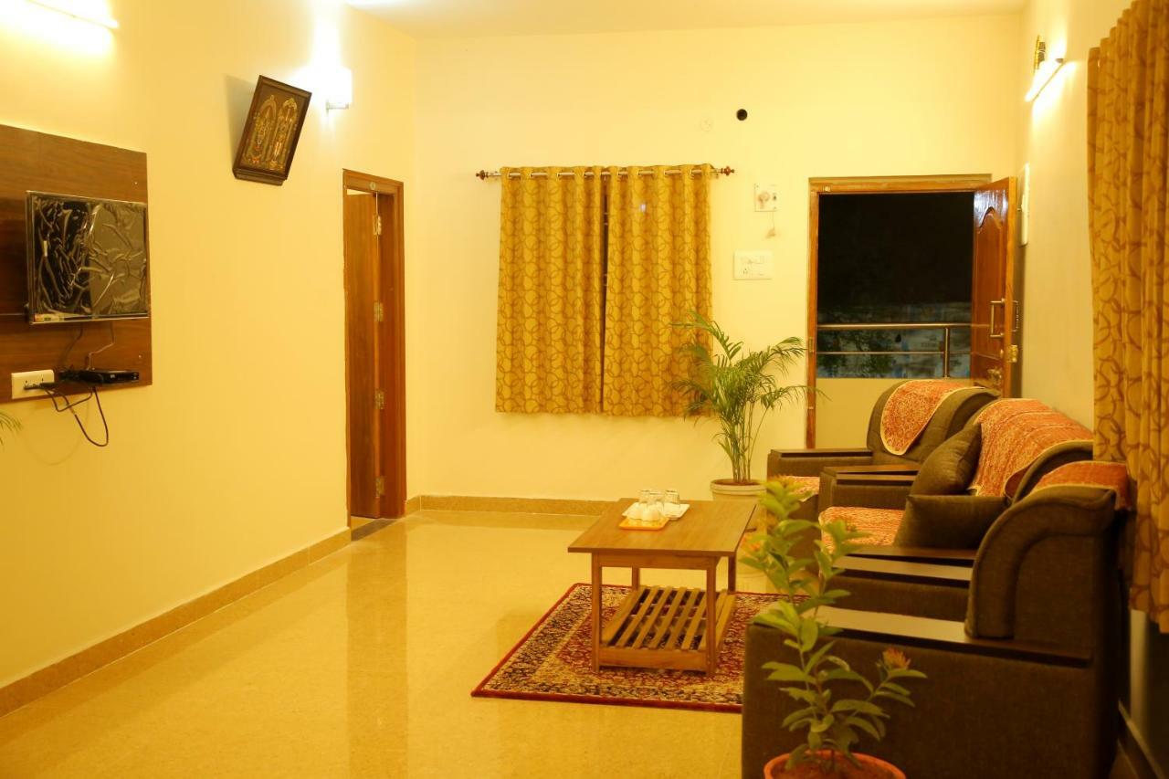 Bhavana Homestay Tirupati Zewnętrze zdjęcie