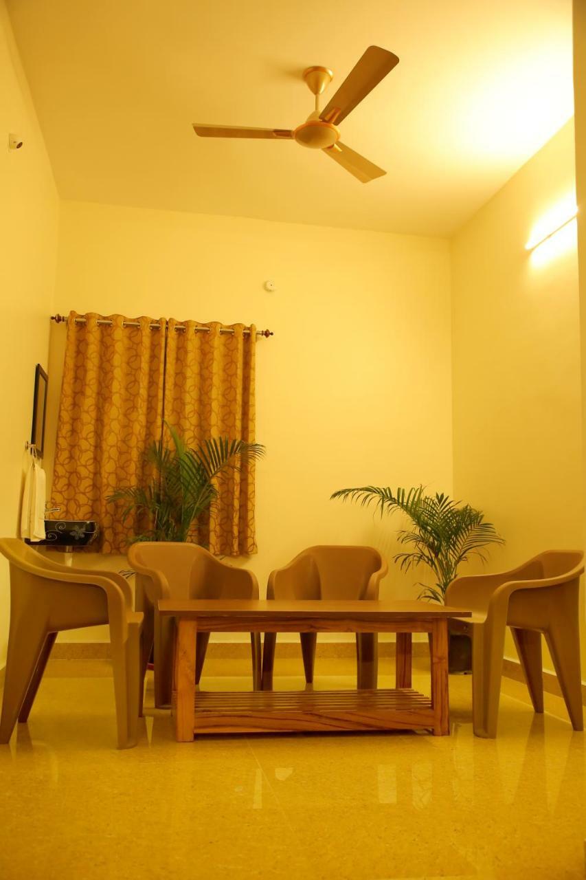 Bhavana Homestay Tirupati Zewnętrze zdjęcie
