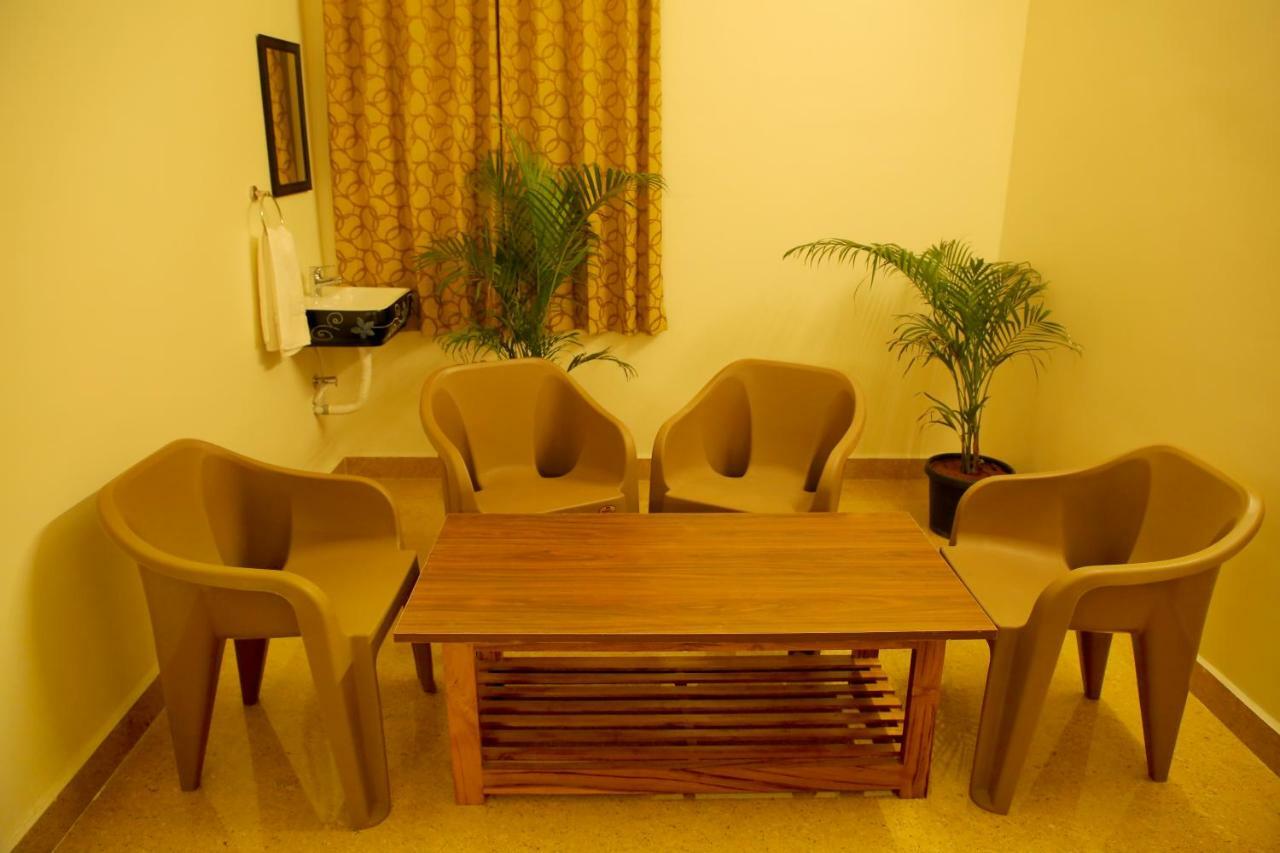 Bhavana Homestay Tirupati Zewnętrze zdjęcie